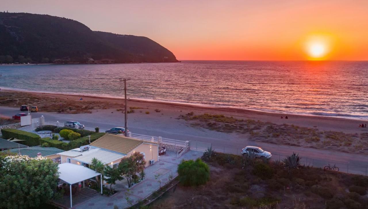 Rontos House, Seaside Villa อายิโอส โยอันนิส ภายนอก รูปภาพ